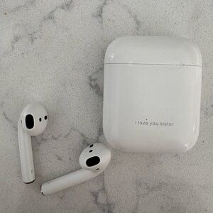 Apple AirPods Gen 1
